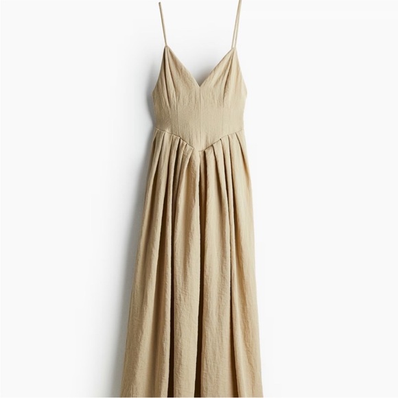 H&M Beige Asymmetrical Dress - Picture 2 of 4